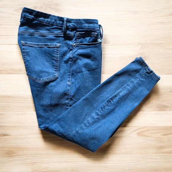 NWOT GOOD AMERICAN (14-18) Style GLSKAF478T Light Blue High Rise Denim Jeans - Picture 1 of 6